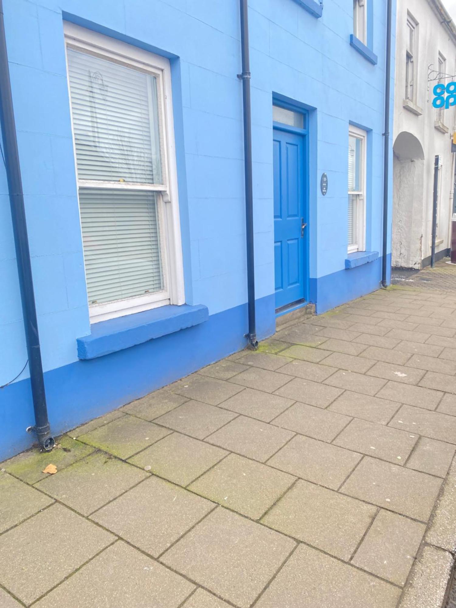 The Blue House Apartments Bushmills Eksteriør bilde
